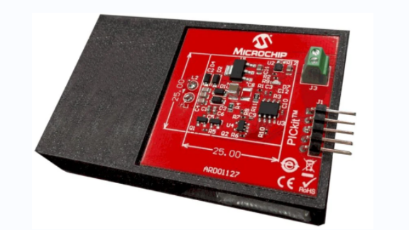 Microchip Qi 1.1 标准无线充电微型接收器开发板