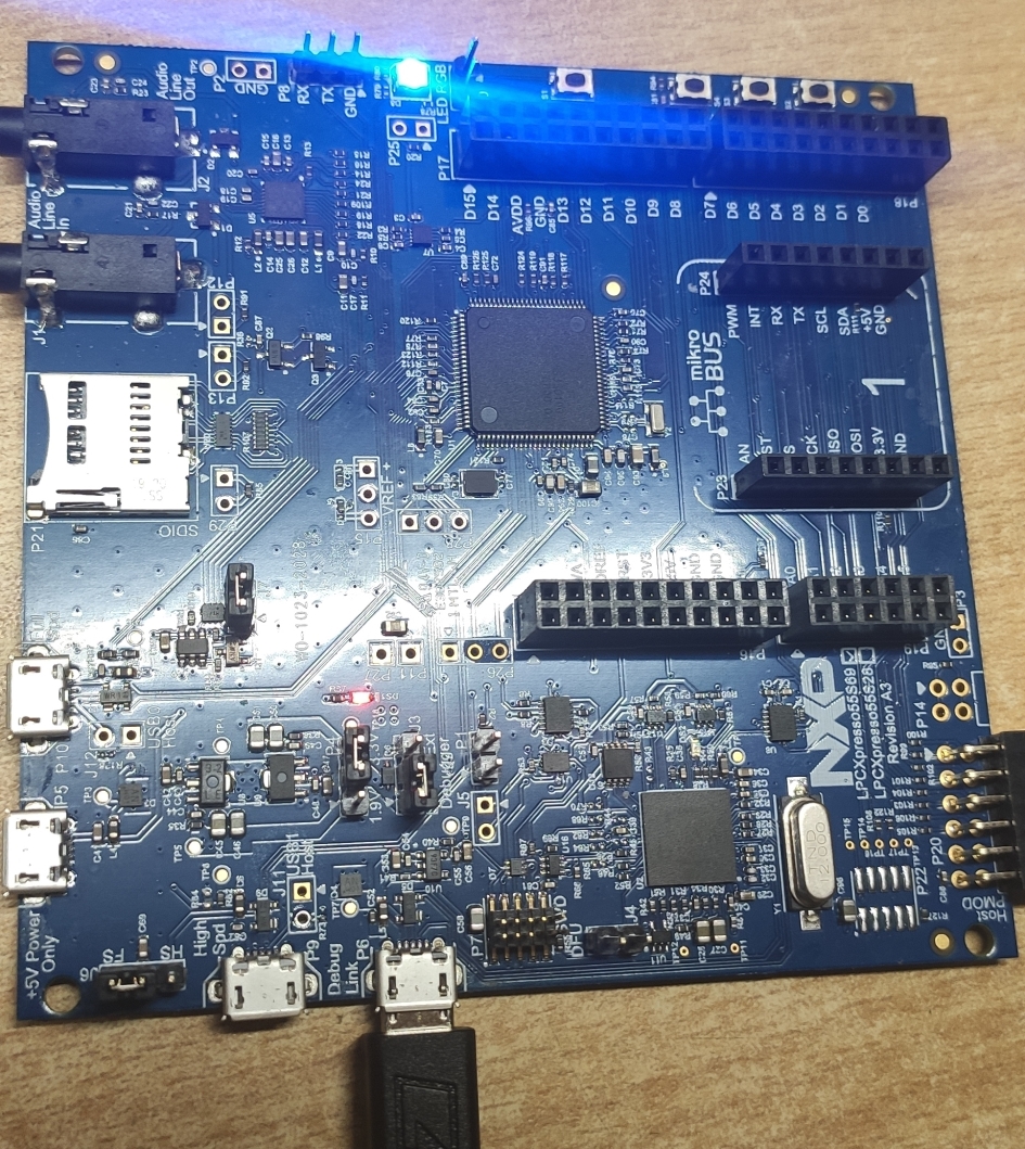 FlwxNHmNDgTYL3oVlboKIviAbJG0