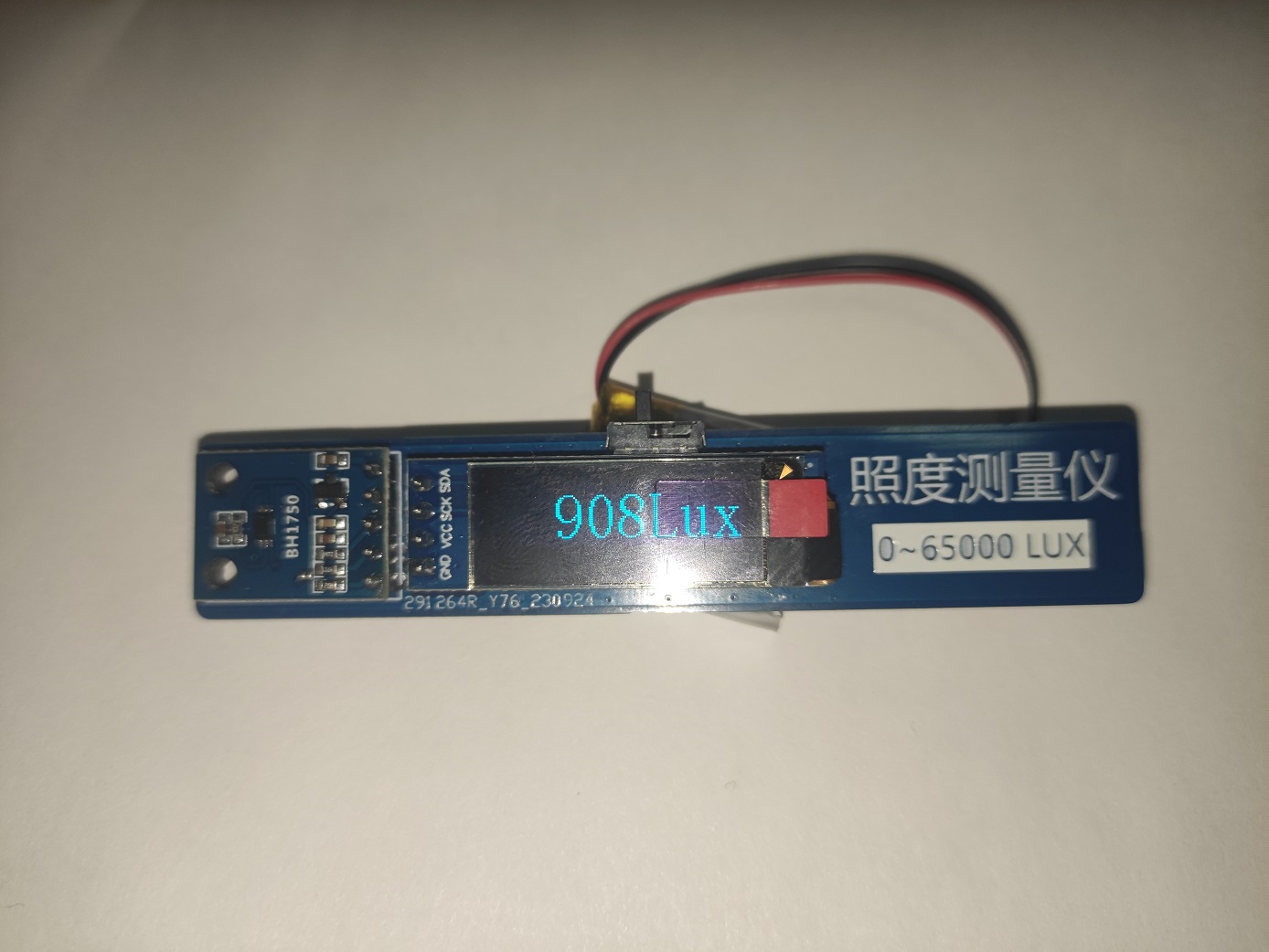 Fmuv0W86HC5E82_ezkFHGc4qx3zU
